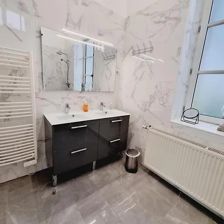 Paisible Avec Jardin Privatif Et Terrasse, 2 Chambres, Proche Sites Culturels, Animaux Acceptes - Fr-1-510-174 Romeries